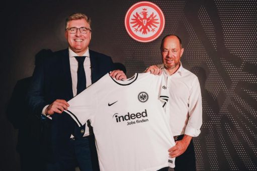 Eintracht Frankfurt und Indeed verlängern Hauptsponsoring