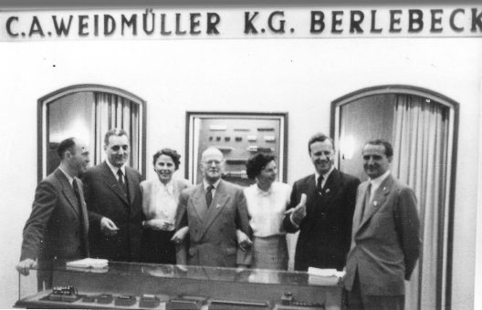 Vor 65 Jahren erstmalig auf der Hannover Messe: Weidmüller feiert 2017 Jubiläum