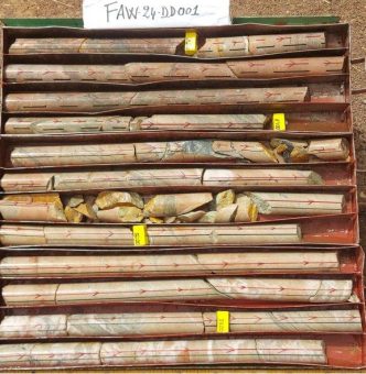 Desert Gold schließt die Explorationskernbohrungen in den Goldzonen Mogoyafara South und Frikidi ab; Projekt SMSZ, West-Mali