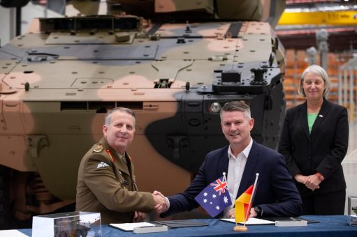 Erfolg in Australien: Produktionsvertrag für 123 Schwere Waffenträger Infanterie Boxer unterzeichnet