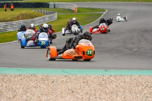 DHM-Saisonauftakt 2024: Spannung pur beim „VFV Klassik GP Oschersleben“