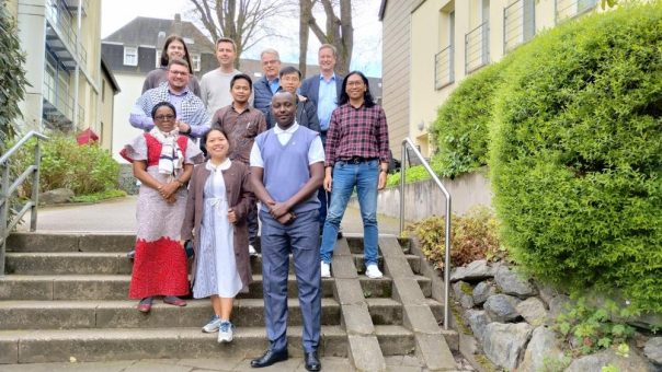 VEM und KiHo Wuppertal begrüßen neue Studierende aus Afrika, Asien und Deutschland