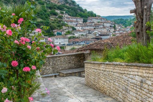 Wandern, entdecken, erleben und schlemmen: Weltweitwandern verrät die wohl schönsten Genuss-Wanderreisen für den Herbst in Europa