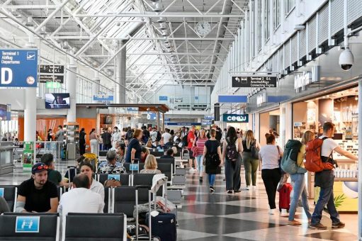 Pfingsten am Münchner Flughafen: Airport erwartet 350.000 Passagiere am ersten Ferienwochenende