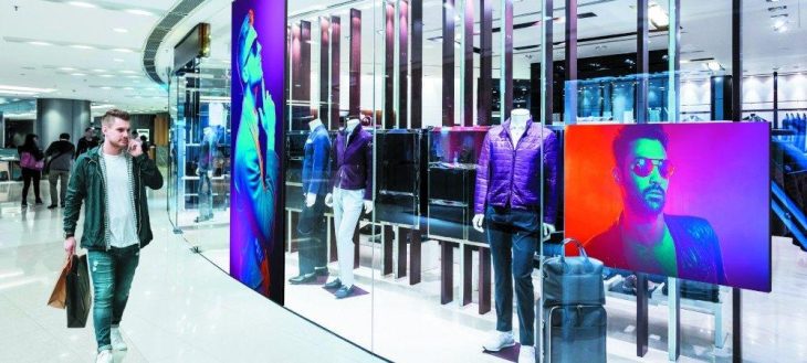 Digitale Schaufenster-Displays: Moderne Werbebildschirme für den Einzelhandel