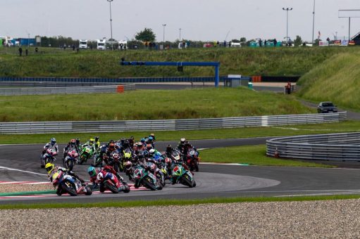 Motorradsport der Extraklasse und eine junge Fahrerin die mit Glanzleistungen für Begeisterung sorgte