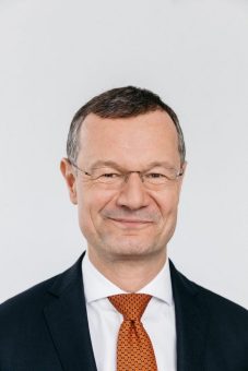 Prof. Dr. Matthias J. Rapp verlässt TÜV SÜD