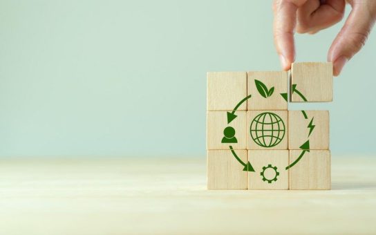 Erneuerbare Energien und Kreislaufwirtschaft: Nachhaltigkeit durch Ressourceneffizienz und Abfallminimierung