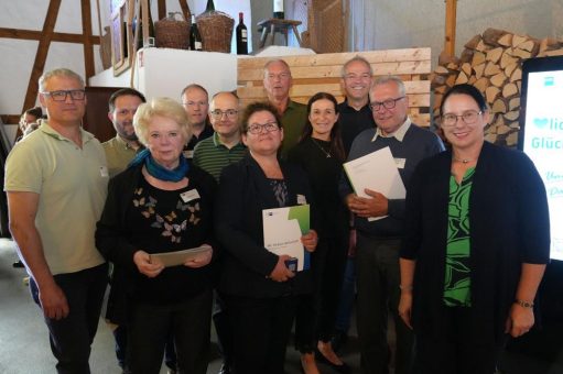 Ehrennadeln für Ehrenamtliche