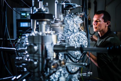 Neues Kryo-Labor an der TU Ilmenau zur Erforschung bioinspirierter Elektronik