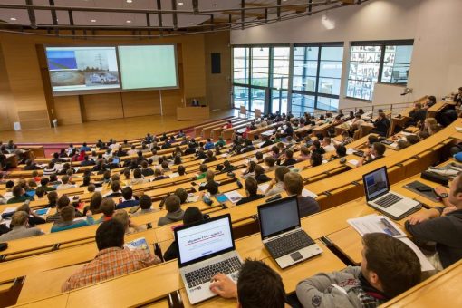 „Wege ins Studium“: Infoveranstaltung der TU Ilmenau für die Oberstufe