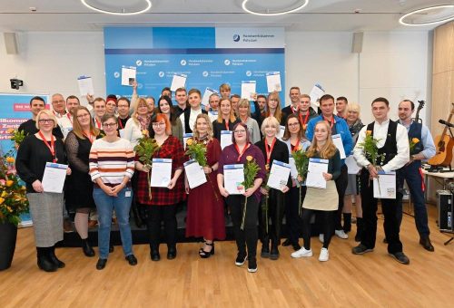 Die Besten der Besten: Jungprofis im westbrandenburgischen Handwerk ausgezeichnet / 16 Landes- und 11 Kammersieger des Jahrgangs 2022 gehören zur Nachwuchselite