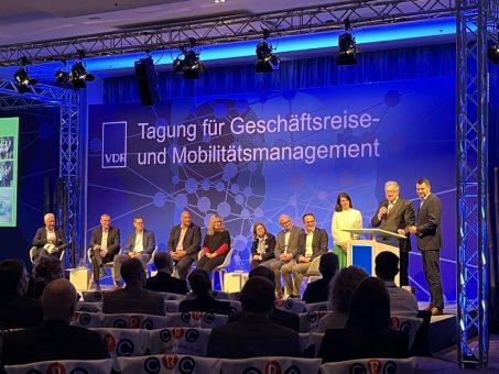 Der Fachbereich Touristik/Verkehrswesen zu Gast bei der Tagung für Geschäftsreise- und Mobilitätsmanagement des VDR in Berlin
