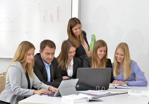 Neue Weiterbildungsangebote für Berufstätige an der Hochschule Worms