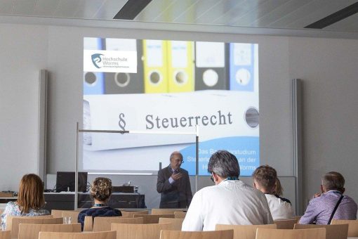Der Tag der Praxispartner Studienrichtung Steuern 2022 wieder in Präsenz