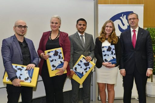 Hochschule verabschiedet 350 Absolventinnen und Absolventen
