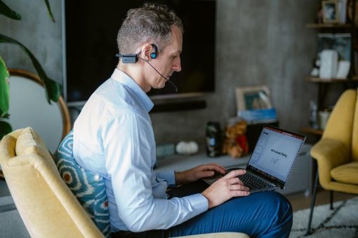 Mehr Kommunikationskompetenz mit Forbrain®: Die innovative Lösung  – fördert Sprachkompetenz und Selbstvertrauen für beruflichen Erfolg