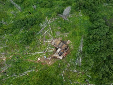Brixton Metals eröffnet Explorationssaison auf Kupfer-Goldprojekt Thorn