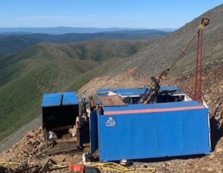 Sitka Gold entdeckt sichtbares Gold 3,6 km von Blackjack-Entdeckung