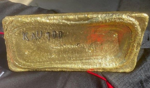 Kaiser Reef gießt 100sten Goldbarren auf der A1-Mine!