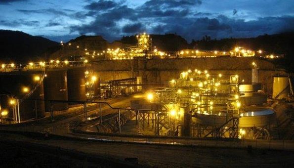 Goldgigant Newmont meldet Rückgang bei Absatz und bereinigtem Gewinn