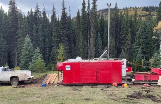 Universal Copper trifft massive Kupfervererzung: 479,75 m mit 0,56% CuEq!