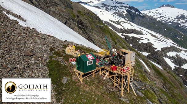 Goliath Resources setzt drittes Bohrgerät auf Surebet ein