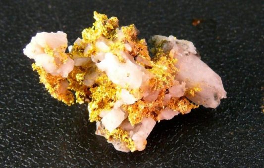 Ready Set Gold nimmt sich Projekt nahe Barrick-JV vor