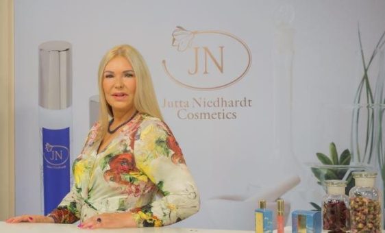 Neues Beauty-Format mit Jutta Niedhardt bei 1-2-3.tv