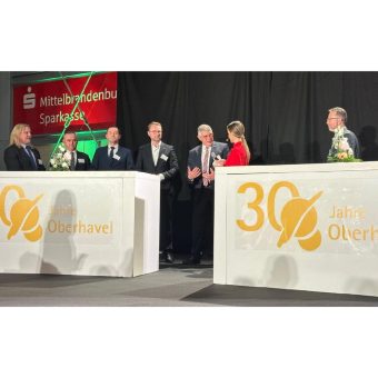 Höhepunkt im Jubiläumsjahr: Oberhavel feierte 30. Geburtstag mit Festakt, Film und Buchpremiere