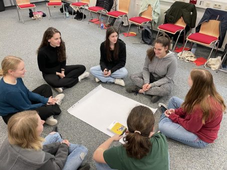 Engagierte junge Menschen gesucht