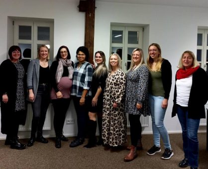 Neue Kindertagespflegepersonen qualifiziert
