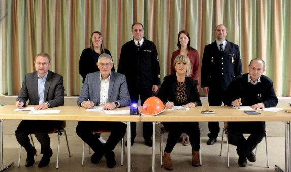 Brandbekämpfung als Unterricht: Oberwaldschule ist Vorreiter