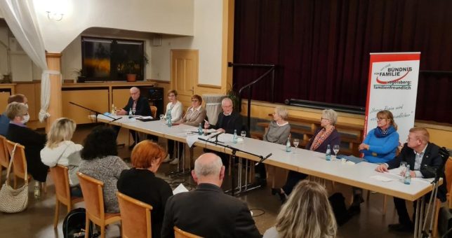 Hilfen für Angehörige im Pflegedschungel