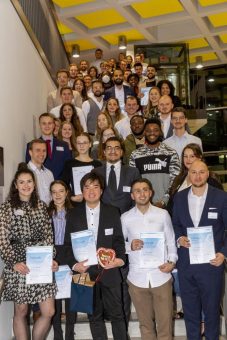 Engagement wird auch in der Krise großgeschrieben: Vergabe von Stipendien an der Hochschule Kaiserslautern