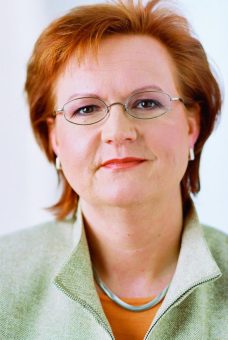 Interview mit Andrea B. Ferkinghoff (Sprecherin der Geschäftsführung) zur 30-jährigen Firmengeschichte von Ferkinghoff International GmbH & Co. KG