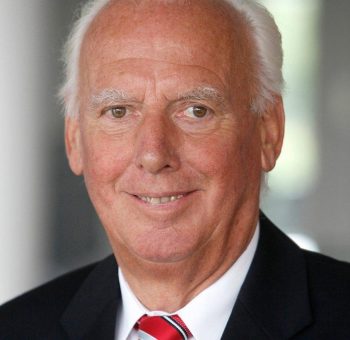 80 Jahre und kein bisschen greise