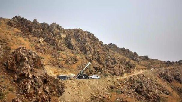 Giant Mining Corp. und ExploreTech leiten KI-Modellierung für die Kupferlagerstätte Majuba Hill in Vorbereitung auf die Bohrkampagne 2025 in die Wege