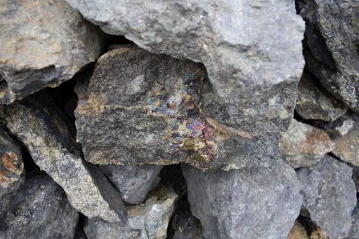Altiplano Metals: Kupfer-, Gold- und Eisenoxidmaterial aus Santa Beatriz-Mine wird zur Verarbeitungsanlage geliefert!