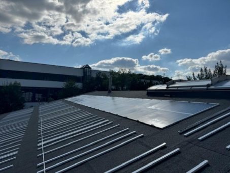 Photovoltaik vs. Statik: OSNATECH macht mit Leichtmodulen Energie-Erzeugung möglich