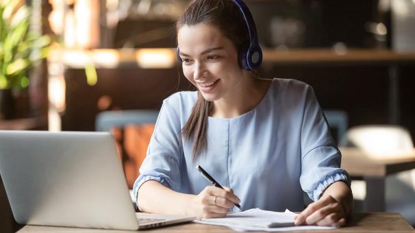 factory42 GmbH bietet Salesforce-Trainings ab sofort online an