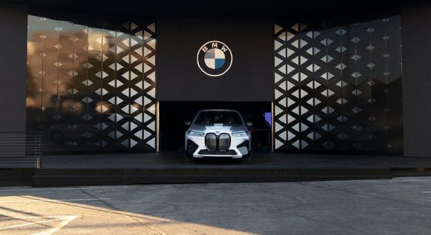 CES Las Vegas 2022: Graft Brandlab entwickelt Ambient Media Kunstwerk mit energieeffizienter E-Paper-Technologie