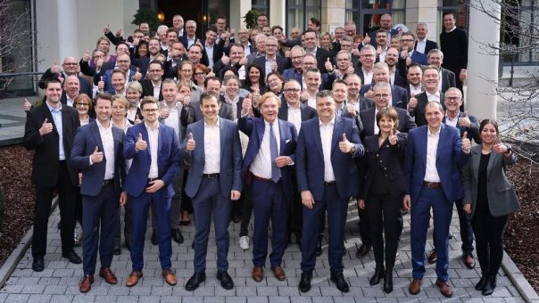 PHARMATECHNIK-Vertriebsmeeting: Zukunftsstrategien für erfolgreiche Vor-Ort-Apotheken