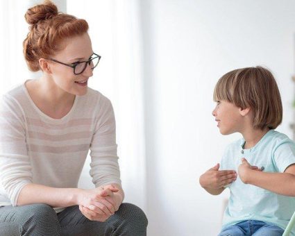 Kindheits- und Sozialwissenschaften: Jetzt berufsbegleitend weiterbilden!