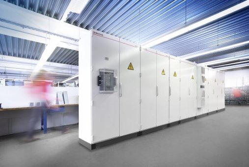 Schaltanlagenbau bei Unitechnik: digitale Strategien und Expansion als Antwort auf die Krise