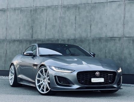 Cor.Speed meets Tridente GmbH: Jaguar F – Type auf Deville – Rädern