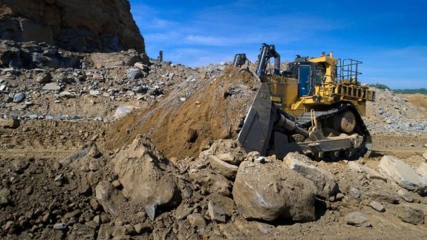 Cat Dozer D11 XE kommt mit dieselelektri-schem Antrieb