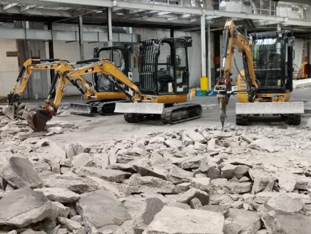 Industrieabbruch unter Strom