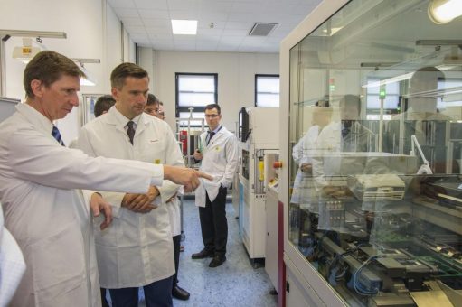 „Gute Arbeit bringt starke Wirtschaft“: Turck duotec feiert 30-jähriges Bestehen