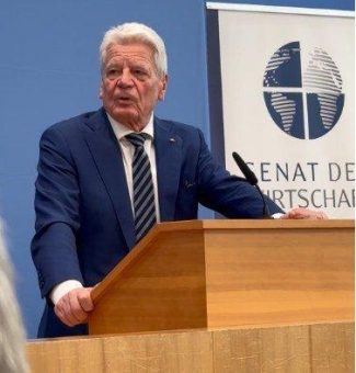 Ein Tag beim Senat in Berlin, der bleibt.